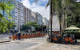 Studio SOL de COPACABANA WI-FI Ar-condicionado 5 min da Praia